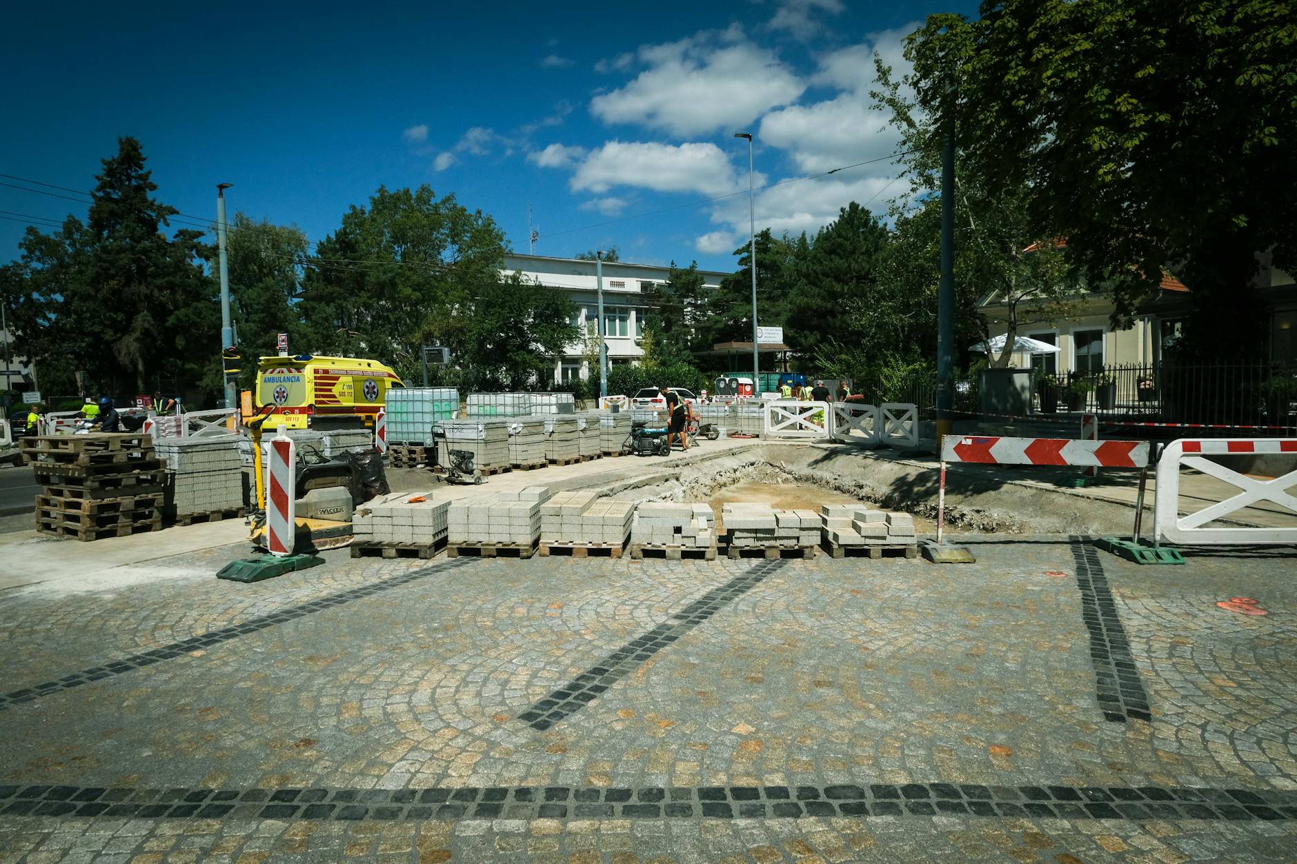 Miért csúszhatnak el a cserepek és lazulhat meg a tetőléc egy erősebb szélviharban?