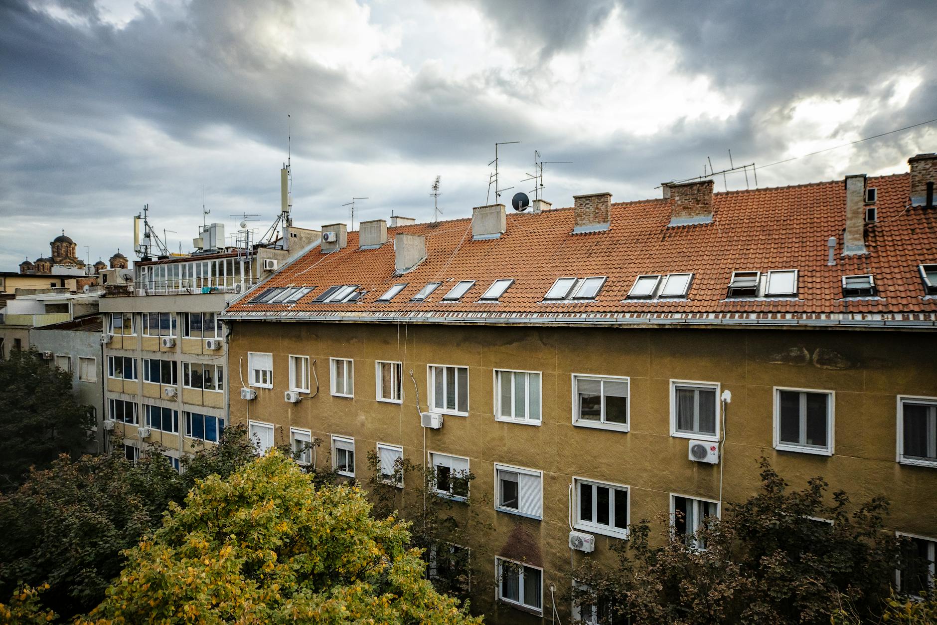 Mikor érvénytelen a tetőgarancia? 7 tipikus kivitelezői hiba, amivel akarva-akaratlanul is bukod a kártérítést